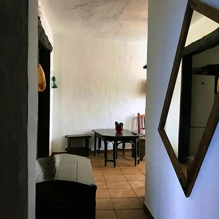 Hébergement de vacances 4 Bedrooms House With Wifi At Santa Cruz De Tenerife *