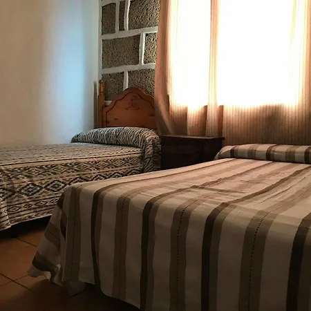 4 Bedrooms House With Wifi At Santa Cruz De Tenerife 펜션 *